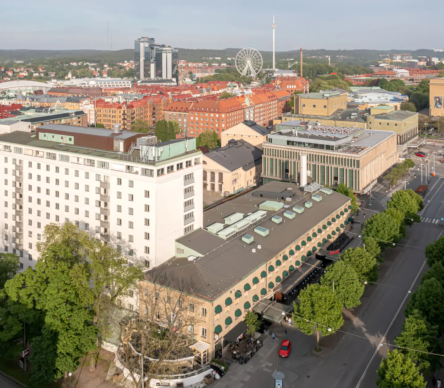 Drone image of the Elite Park Avenue Hotel in Gothenburg with Liseberg in the background