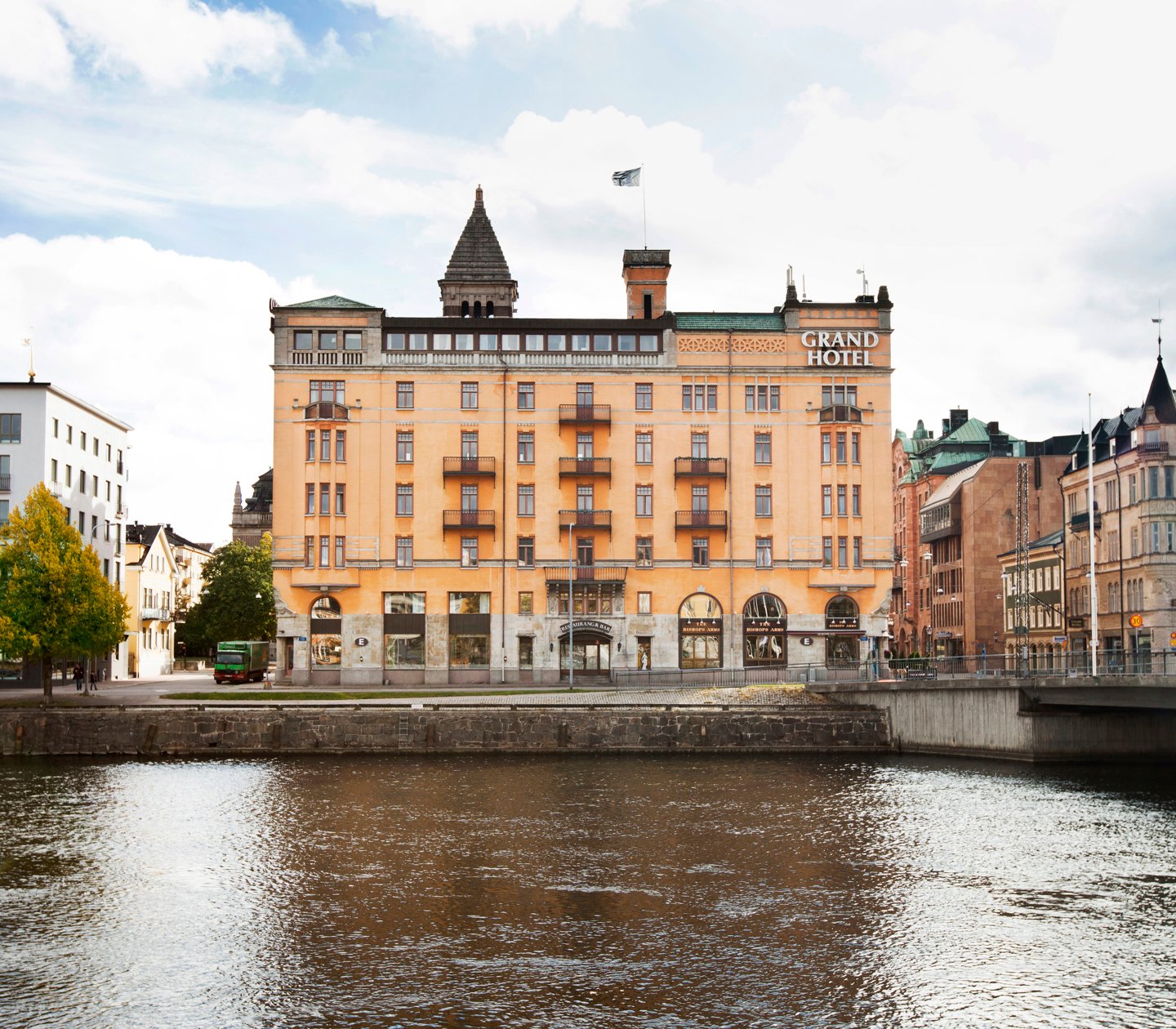 Fasaden på Elite Grand Hotel i Norrköping