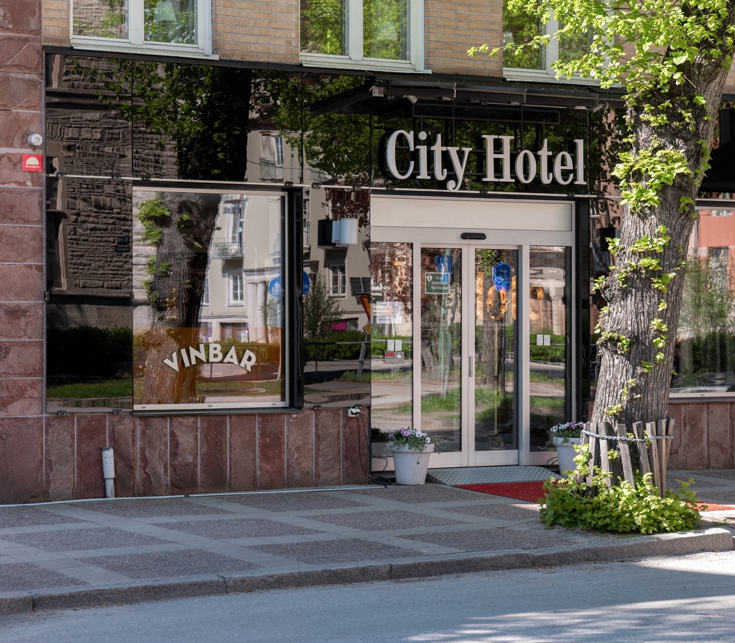 Fasaden av City Hotel Örebro