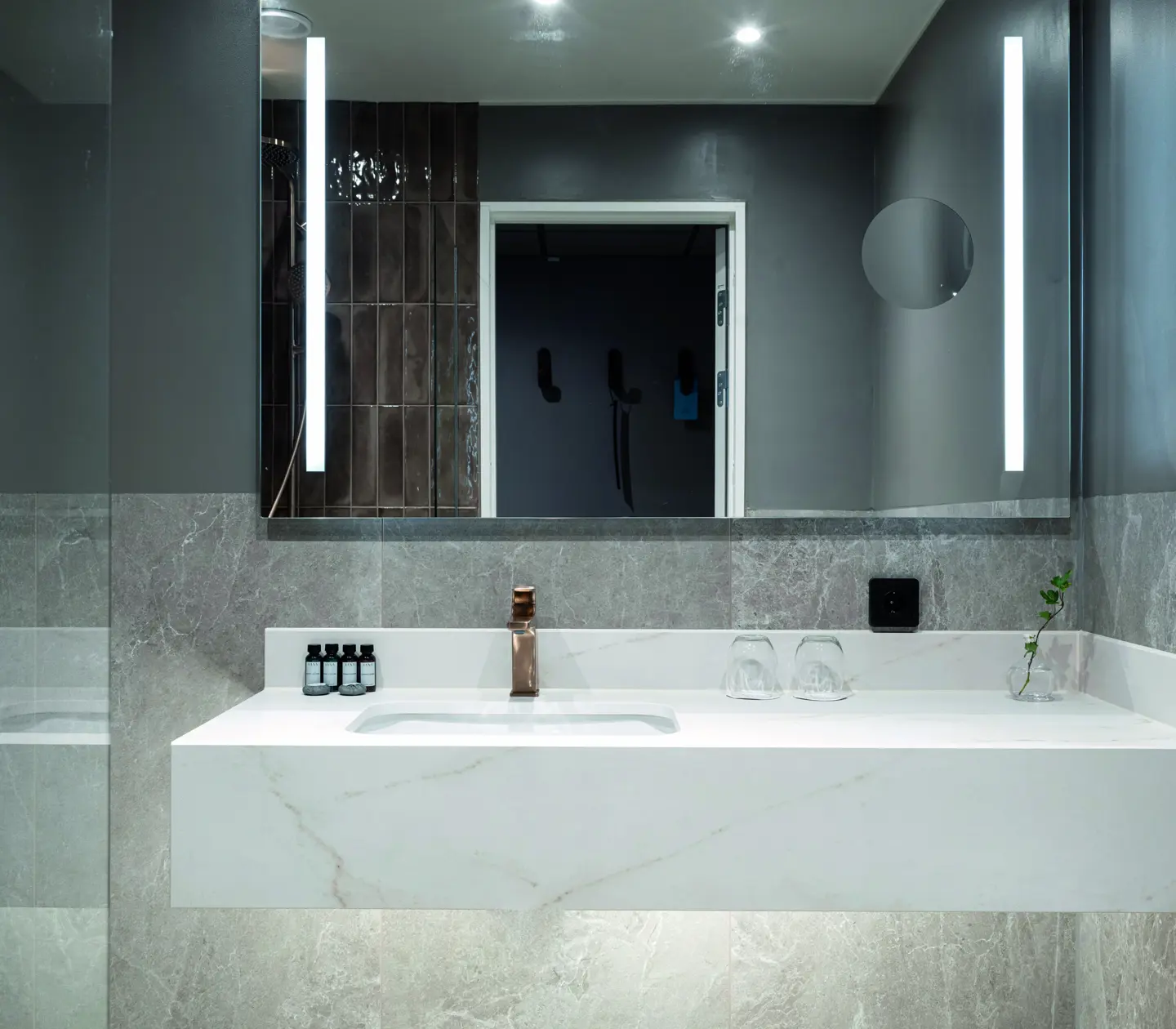 Bathroom with beautiful lighting
