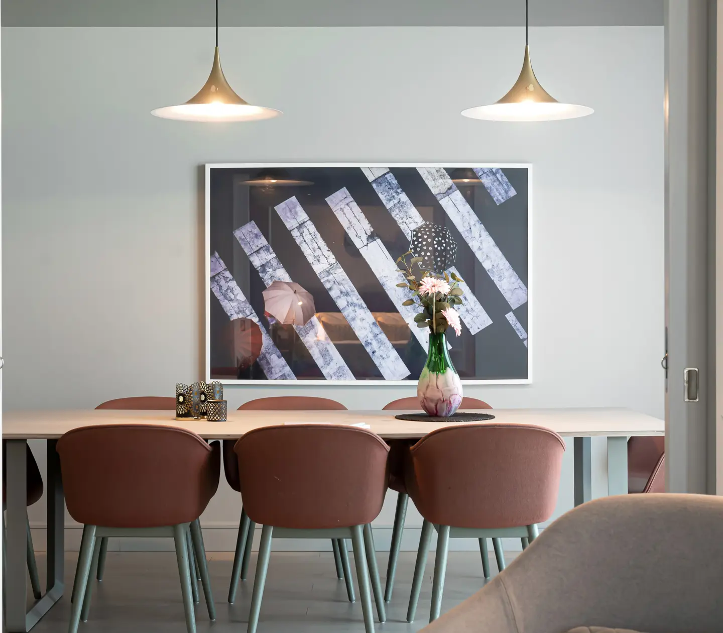 Cozy suite with dining area, blackboard and ceiling lights