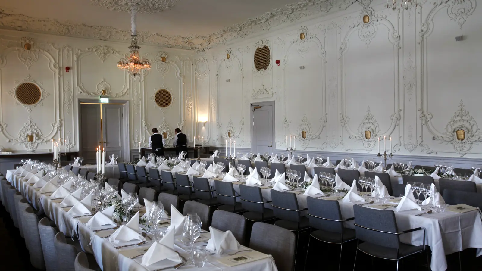 Conference hall with nice decorations and lots of seating