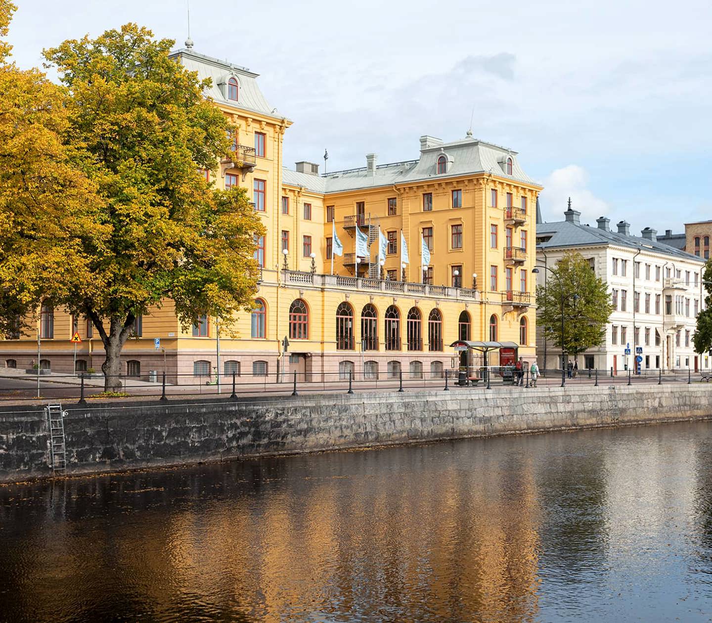 Elite Grand Hotel i Gävle längs med vattnet