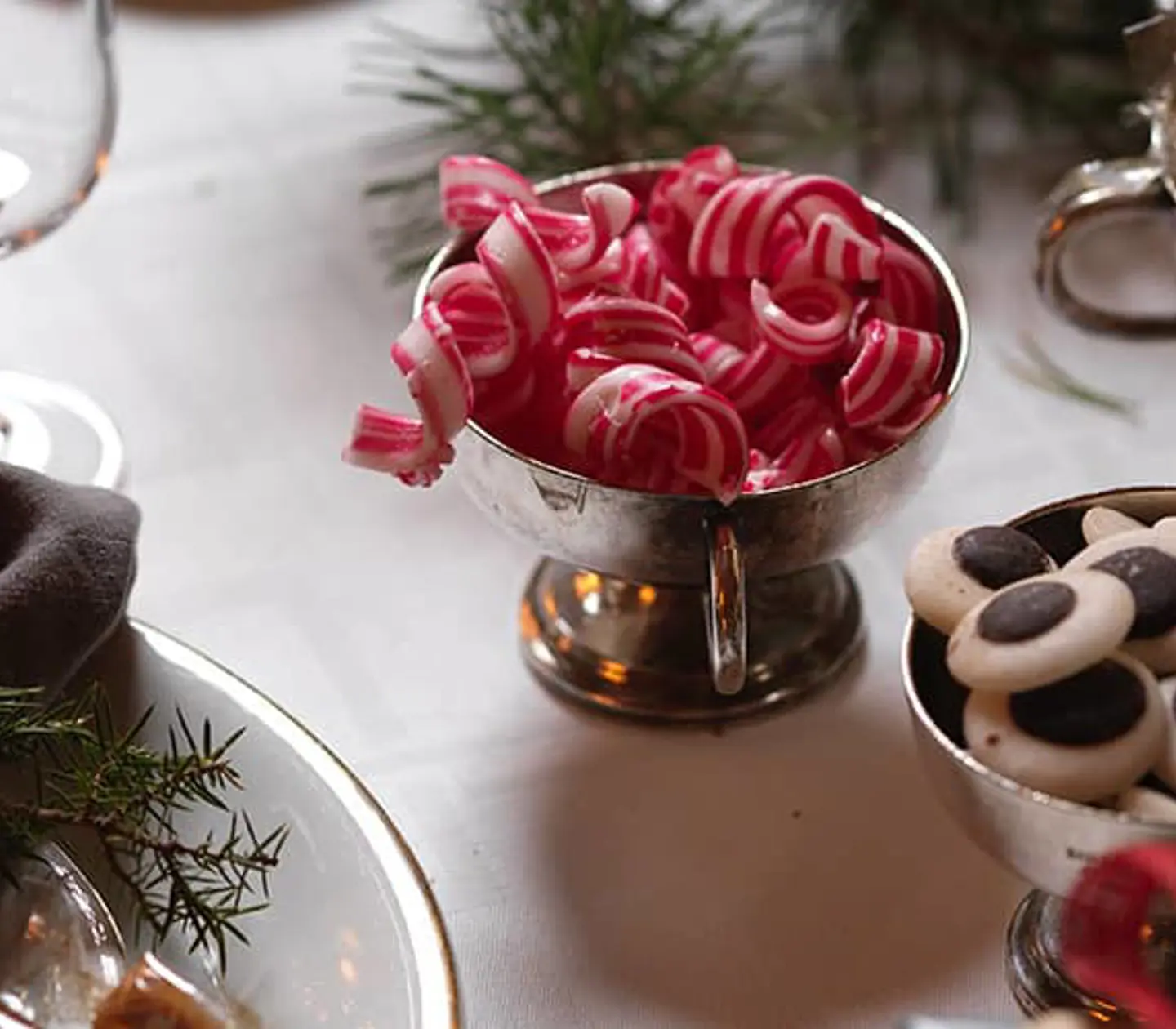 Olika typer av godis på julbord