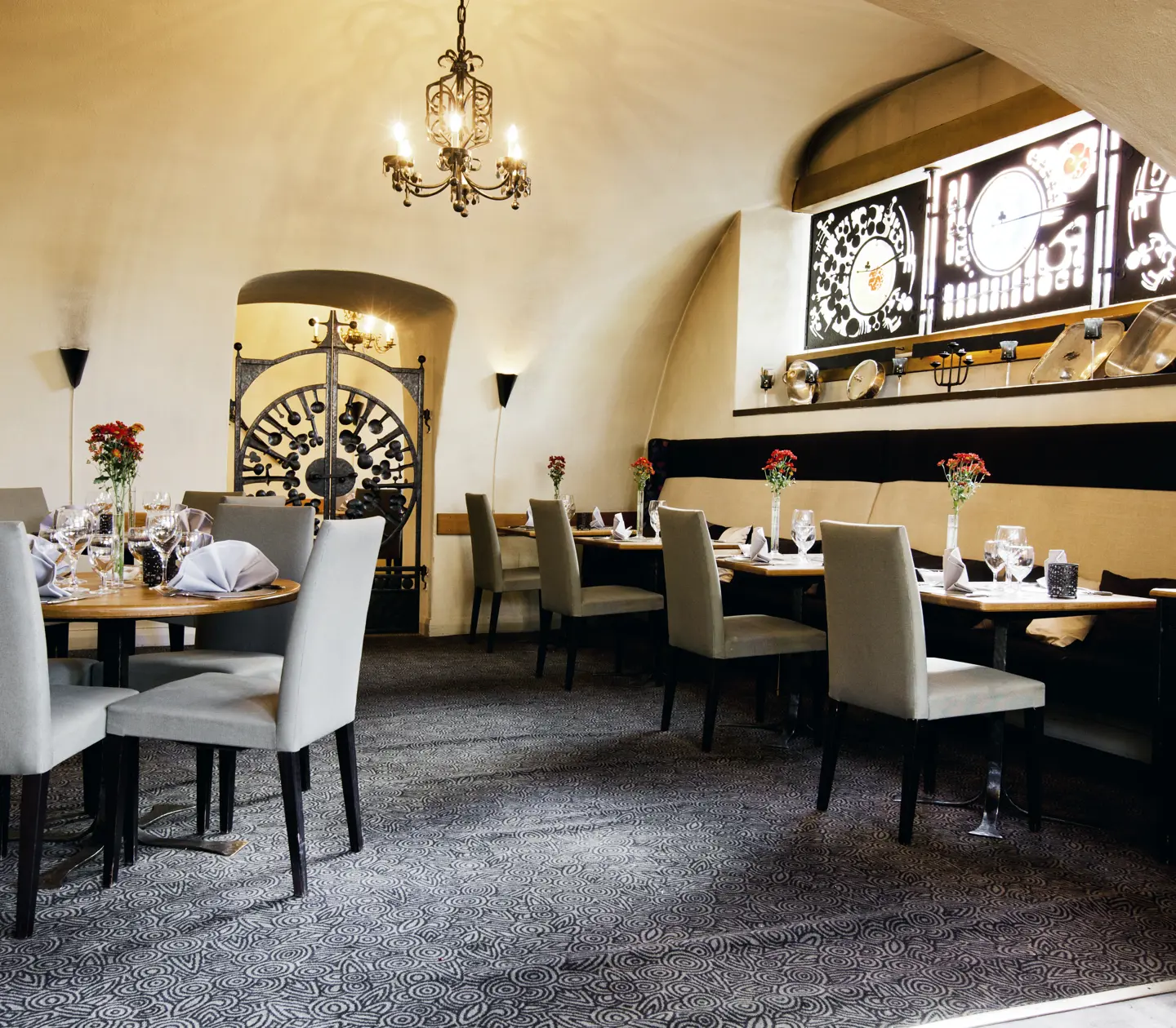 A restaurant in a castle cellar